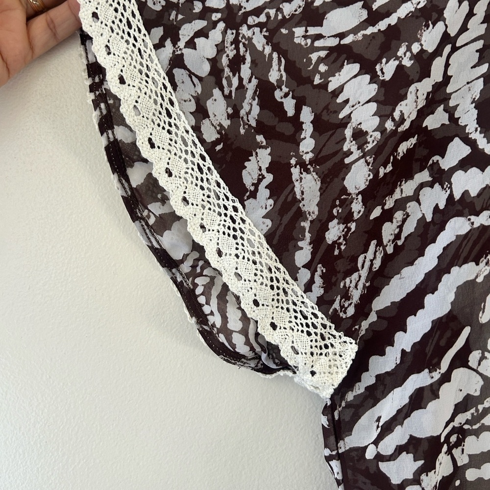 Alyx Brown and White Patterned Blouse - Picture 7 of 8